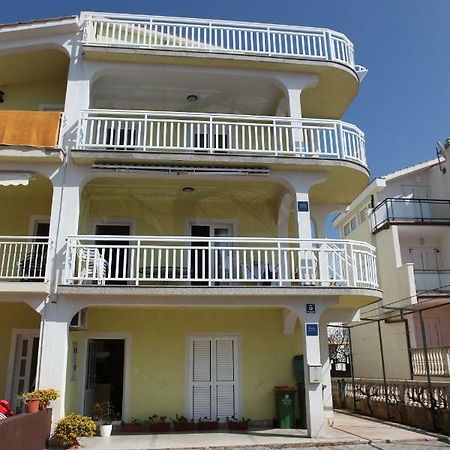 Apartmani Petricevic Vodice Eksteriør billede
