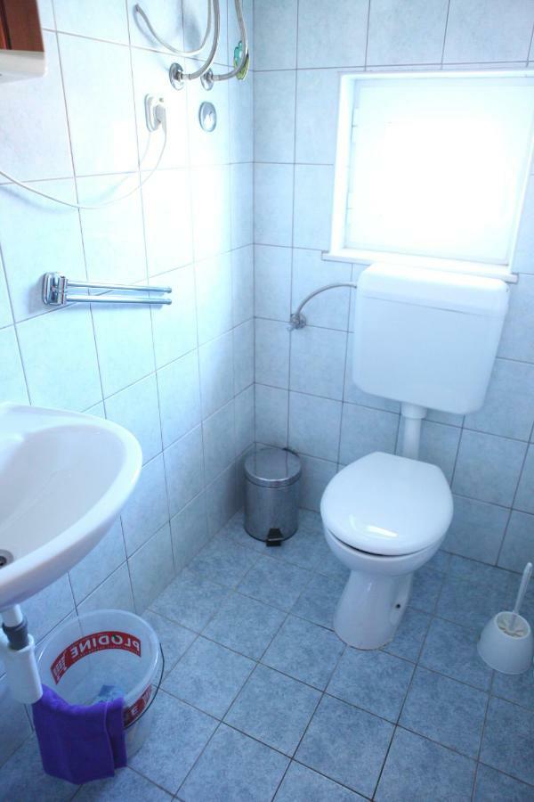 Apartmani Petricevic Vodice Eksteriør billede